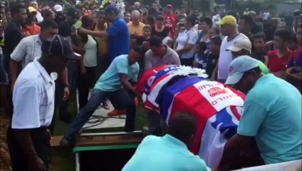 Madre de Peralta: "Fuiste lo más bello que Dios me dio, hijo, feliz viaje"