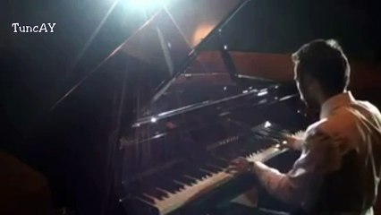 Ceyhunsen19@hotmail.com