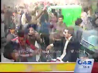 Bilal Ganj Trader protests against customs authorities