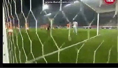 Mario Gomez Amazing CHANCE BESIKTAS 0-0 GALATASARAY 14-12-2015