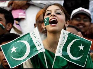 is parcham k say taly hum ek hain hum ek hain