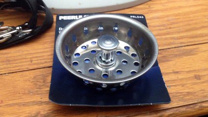 (25 Days of Christmas 2015) Peerless strainer unboxing