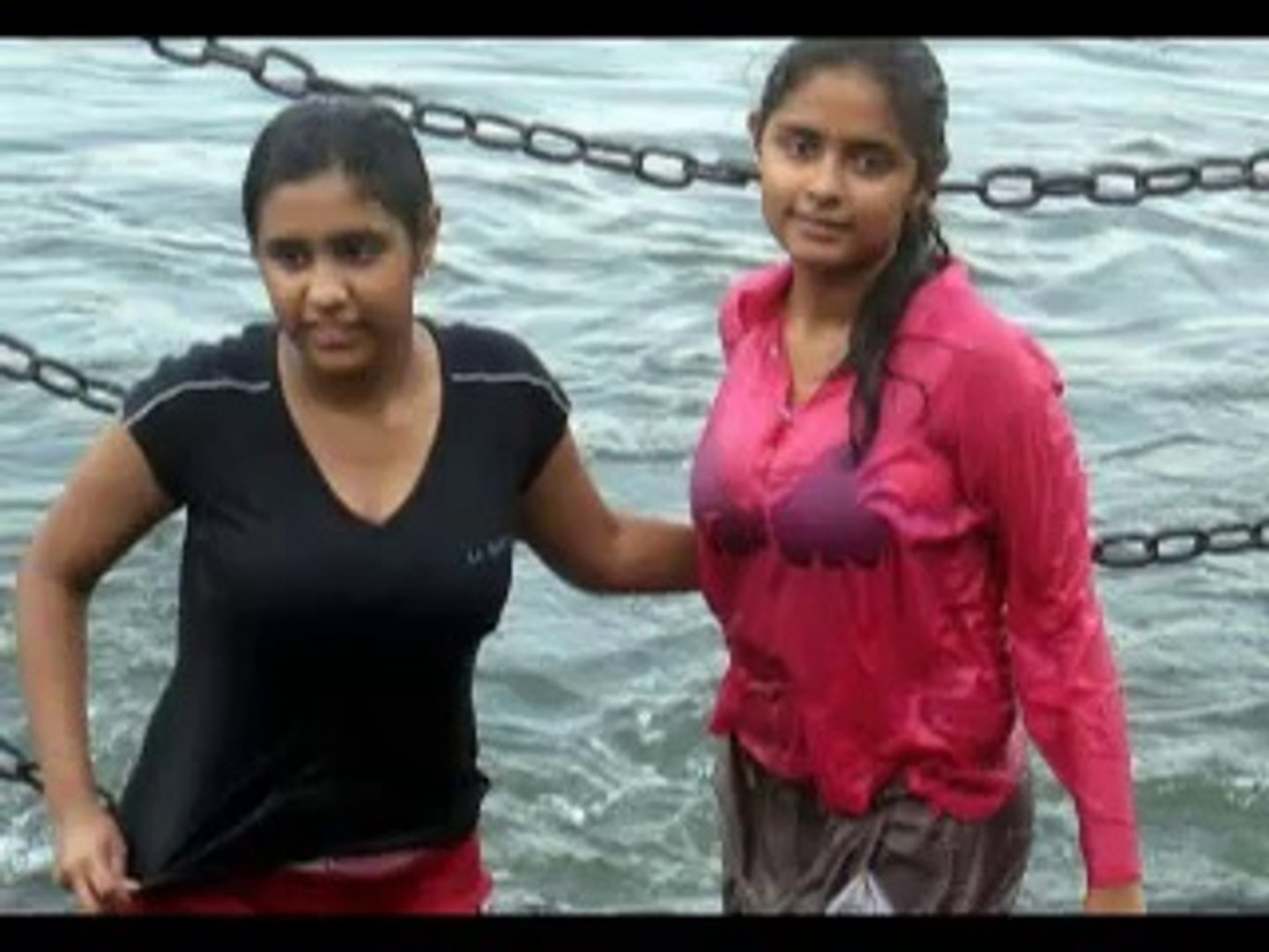 Indian bathing mms - video Dailymotion