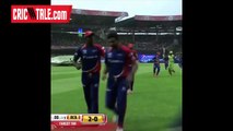 Chris Gayle Chases yuvraj Singh With his bat