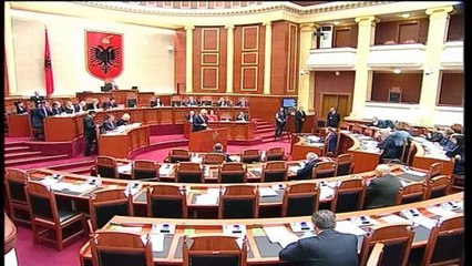 KONFINDUSTRIA LETER KUVENDIT KUNDER ZERIMIT TE TAKSES PER BIZNESIN E VOGEL LAJM