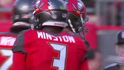 Buccaneers Jameis Winston scrambles for 18 yards