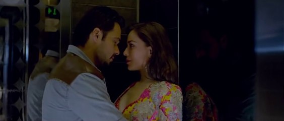 Humaima Malik All Kissing Scenes from Raja Natwarlal 720p