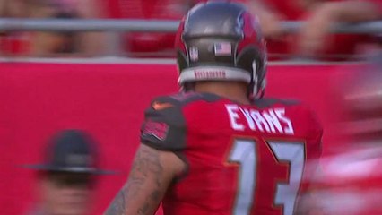 Buccaneers Jameis Winston finds Mike Evans for 22 yards