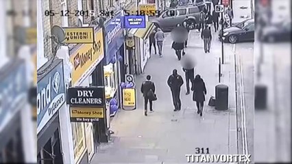 Un toit s'effondre à Londres
