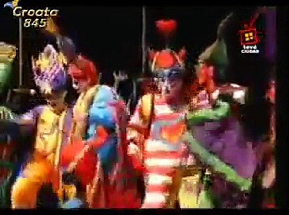 Murga CONTRAFARSA 2002 UN BARRIO DE PELICULA actuacion completa croata845