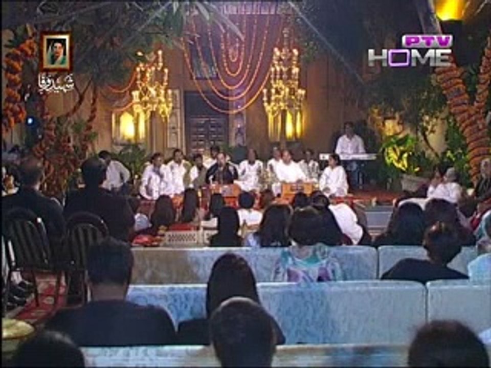 Aaj Rang Hai Ree Maa HD Video Song - Rahat Fateh Ali Khan