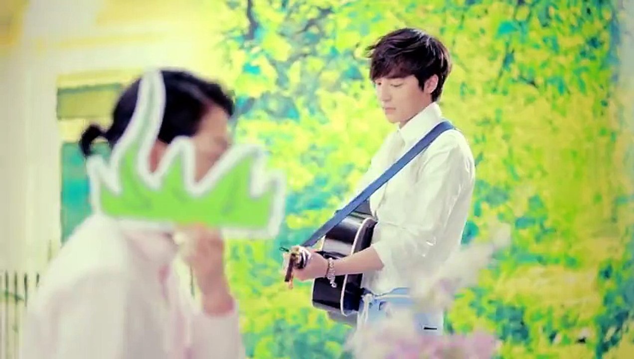 로이킴 (Roy Kim) - 봄봄봄 (BOM BOM BOM) MV