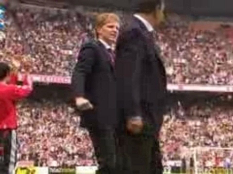 13052007_AJA-HEE_1-0en2-0