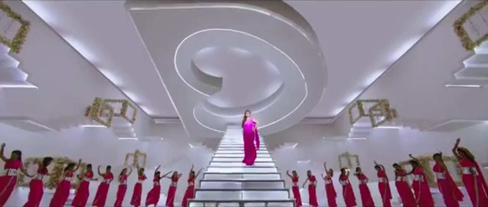 Tukur Tukur - Dilwale | Shah Rukh Khan | Kajol | Varun | Kriti | Official New Song Video 2015
