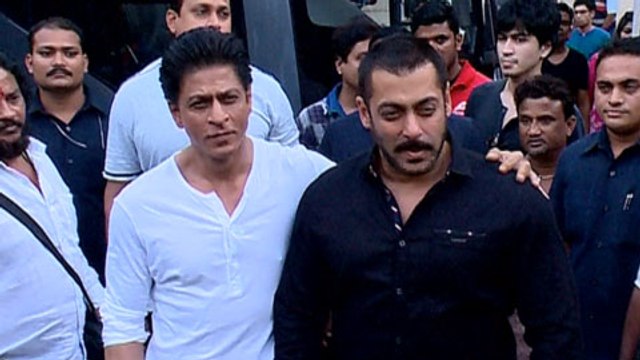 EXCLUSIVE : Salman Khan Gifts Being Human T-shirt To Shahrukh Khan