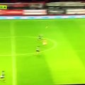 Beşiktaş 0-1 Galatasaray  Beşiktaş Kalecisinin Hatasını Sneijder Değerlendiriyor! (1)