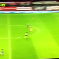 Beşiktaş 0-1 Galatasaray  Beşiktaş Kalecisinin Hatasını Sneijder Değerlendiriyor! (1)