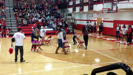 (25 Days of Christmas 2015) Pep Rally Musical Chairs (MADNESS!)