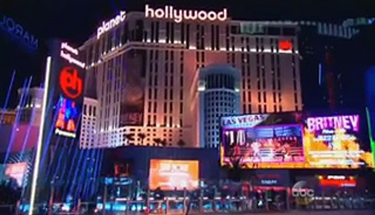 Britney Spears & Iggy Azalea Perform Pretty Girls @ 2015 Billboard Music Awards_x264