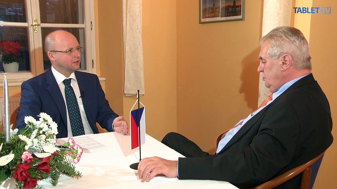 ZEMAN EXKLUZÍVNE: Opatrnosť voči migrantom nie je len záležitosťou skupiny V4