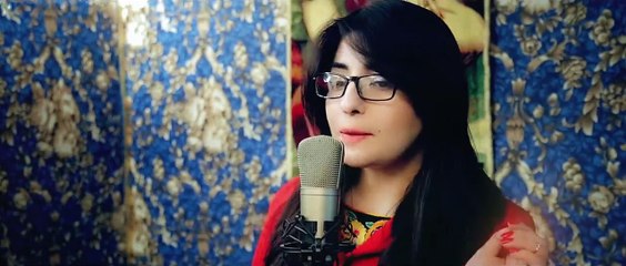 Descargar video: Mashup - Gul Panra - Aaj Phir Tum Pe Pyar Aaya Hai - Feat Yamee KHan 720p