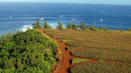Epic surf session at Jaws - Red Bull Young Jaws
