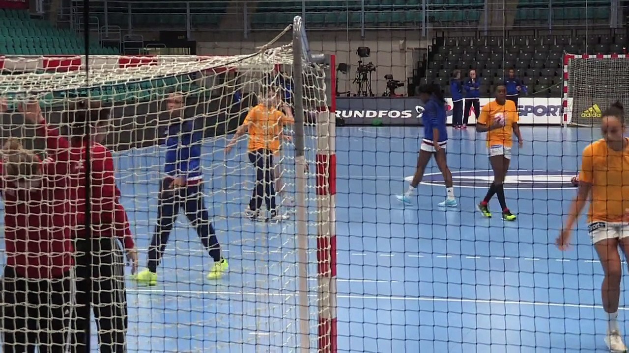 Les bleues avant d'affronter l'Espagne en 1/8ème !