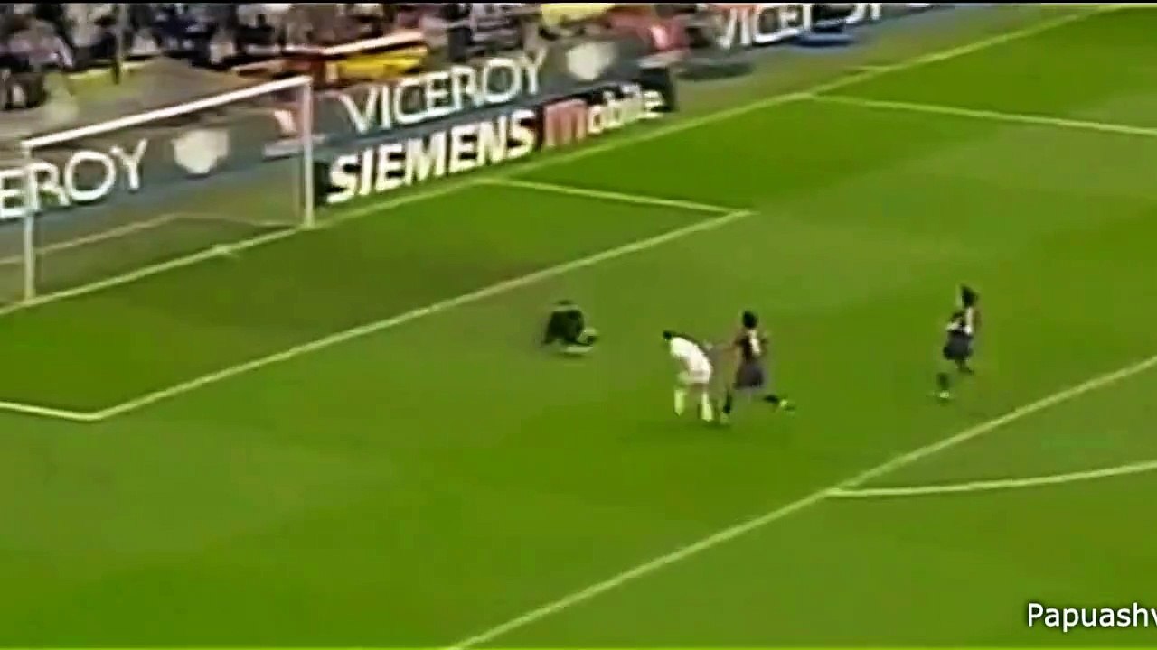 Happy 36th birthday to Michael Owen. One of the best English strikers to play the game...