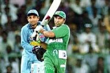 -CLASSIC- _ On 21st May 1997 Saeed Anwar Played the memorable Innings of 194 vs