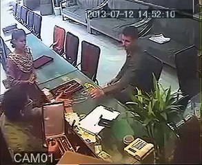 FUNNY ROBBERY IN KERALA INDIA - FUNNY VIDEO