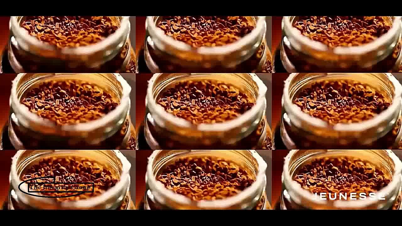 Instantly Ageless Idealny dzień zaczyna się od idealnej skóry.Idealny dzień zaczyna się od idealnej skóry.