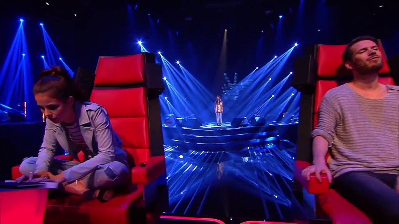 Echt Weinst Du? (Anne) | The Voice Kids | Blind Auditions | SAT.1