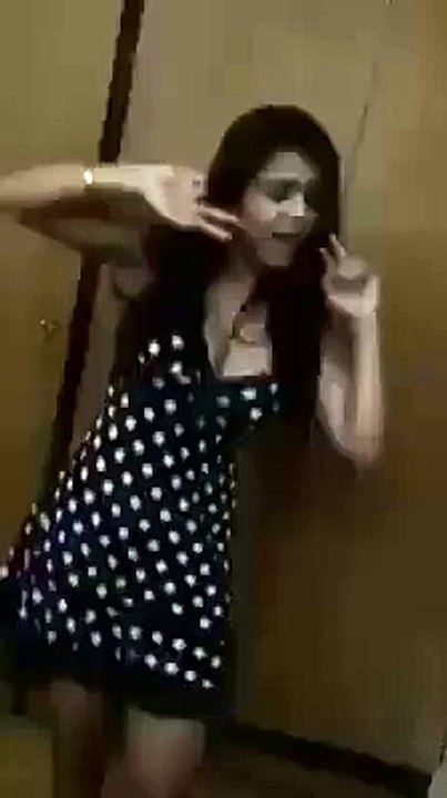 HASINA KI MAST DANCE