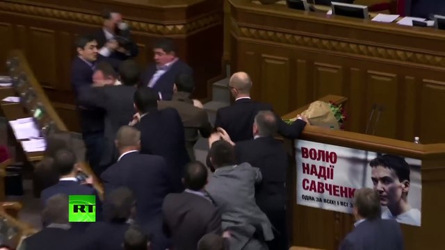 Une nouvelle violente bagarre éclate au sein du parlement ukrainien