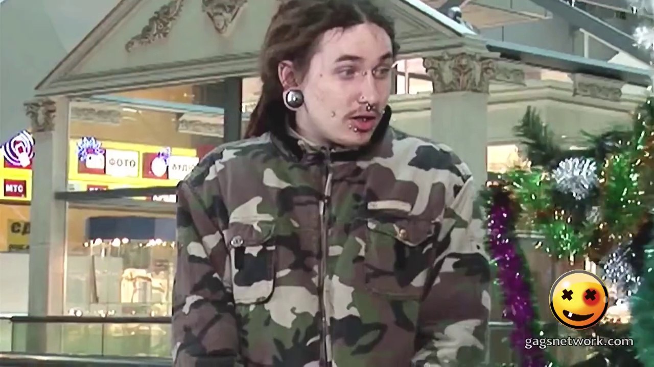 One, Two, Tree, Look At Me! (HD) - Christmas PRANK