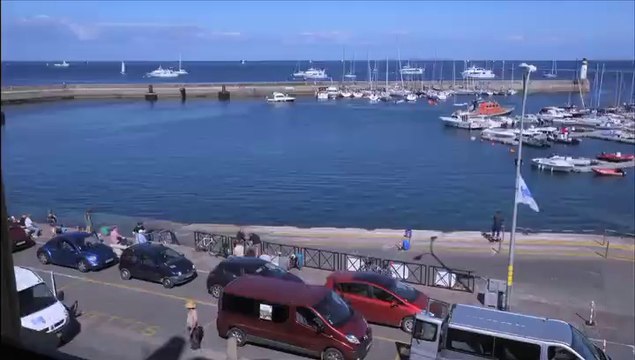Belle Ile en mer, arrivée de ferry Vindilis au port (Le Palais) Timelapse, Août 2015