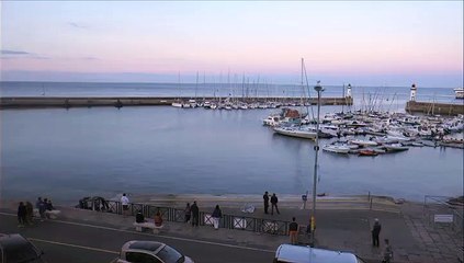 Belle Ile en mer, arrivée du ferry Bangor au port (Le Palais) timelapse août 2015