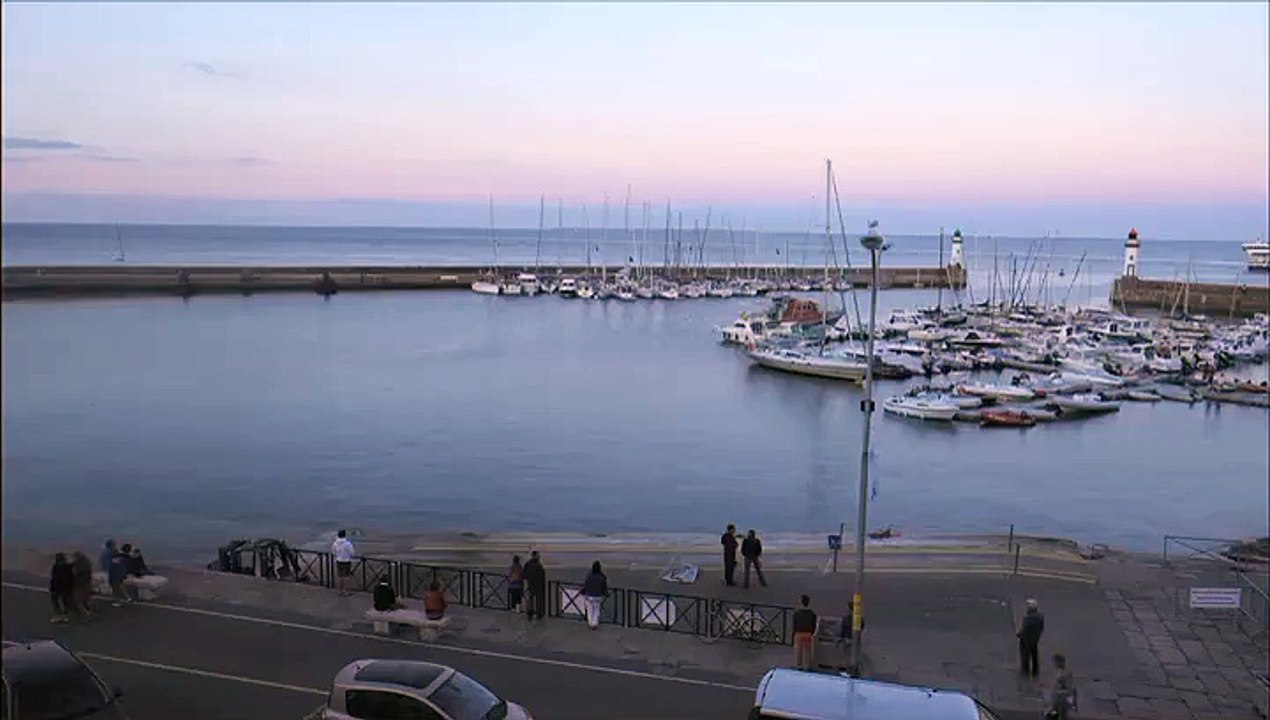 Belle Ile en mer, arrivée du ferry Bangor au port (Le Palais) timelapse août 2015