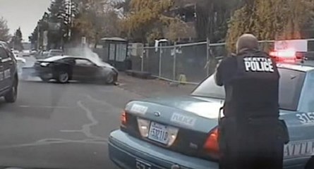 Course poursuite dingue dans les rues de Seattle