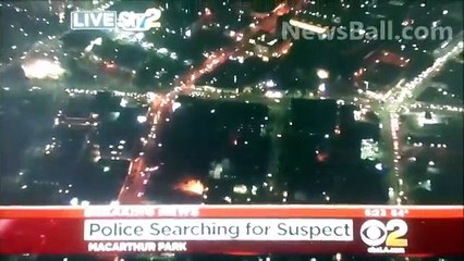 Foot Pursuit Police Chase suspect ✹ FOOTBALL STYLE ✹ Breaks through them all, they fall, HILARIOUS!