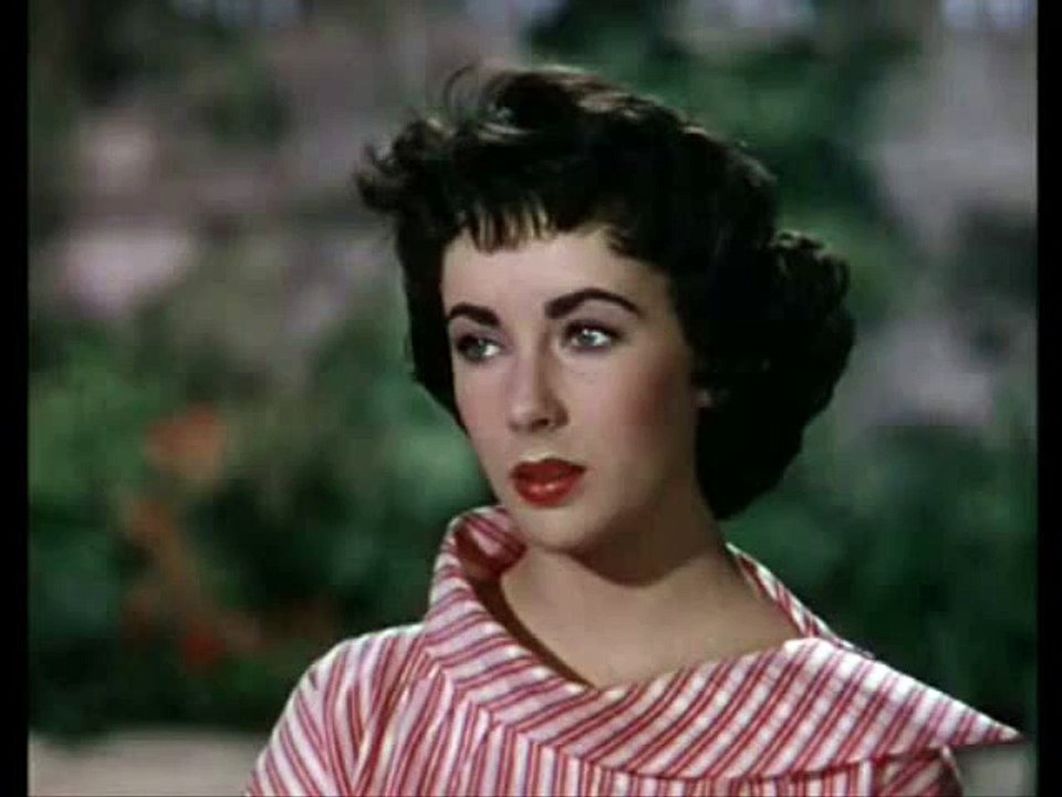 5 Beautiful Hollywood Divas