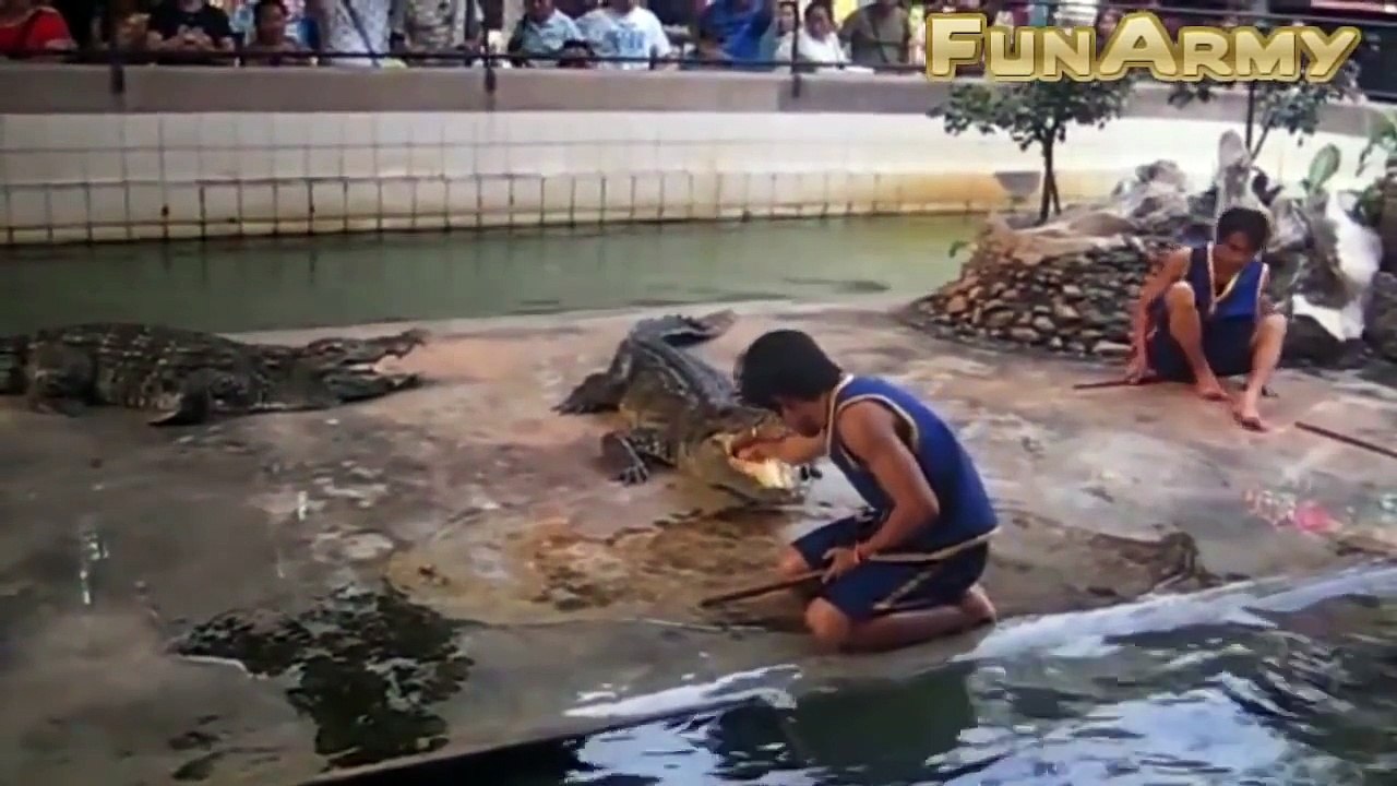 Caidas y videos graciosos 2015 Super caidas chistosas comedia golpes sustos accidentes