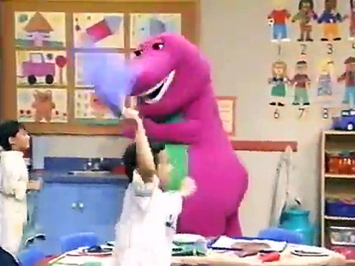 Barney & Friends: Good, Clean Fun! (Season 4, Episode 15) [Spanish Version]  - Dailymotion Video