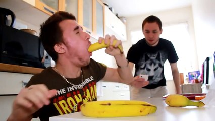 MEURTRE À LA BANANE! - Question Time 8