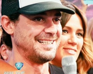 Pedro y Paula viendo los bailes 1 - 14 de Diciembre