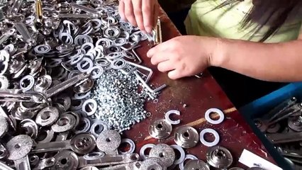 Kitchen Cabinet Hardware - China: Cabinet Support Positionable by Friction / Production 2