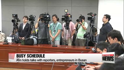 Former opposition leader Ahn Cheol-soo on road to secure regional political support