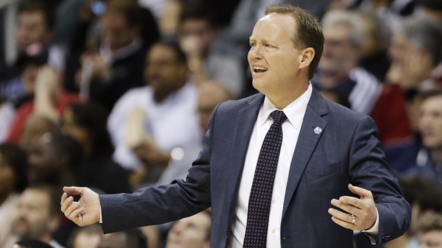 Vivlamore: Can Hawks Fix Offense?