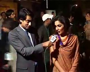 very funny MEERA ENGLISH HILARIOUS MUST SEE.