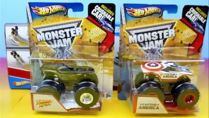 Hot Wheels Double Destruction Monster Jam Playset with The Tormentor & Frightning McMean Crash!